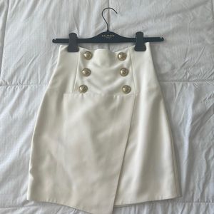 Balmain skirt with tags still on never used